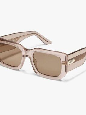 QUAY Women's TELL ME MORE NO-NS-2309 DOE Frames /Tan Lenses Sunglasses